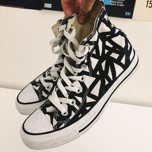 High-top black & white converse